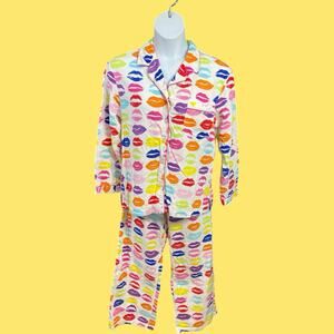 Victoria's Secret Flannel Pajama Set Y2K Colorful Lips Kiss Size Medium Cotton